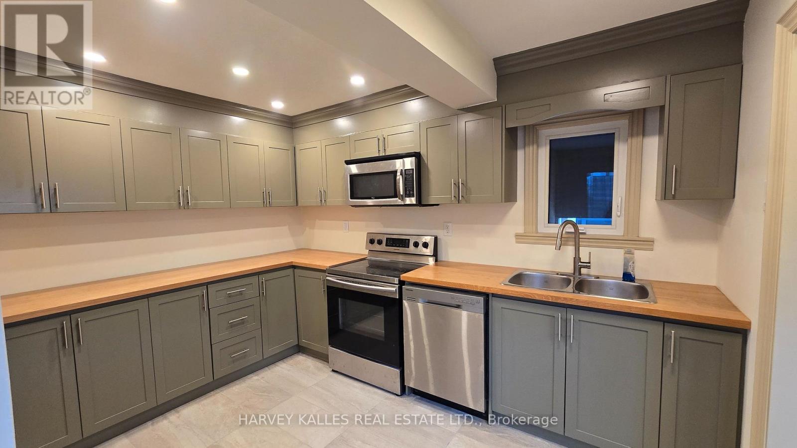 Main - 279 Cornelius Parkway, Toronto, Ontario  M3K 1T6 - Photo 27 - W13113698