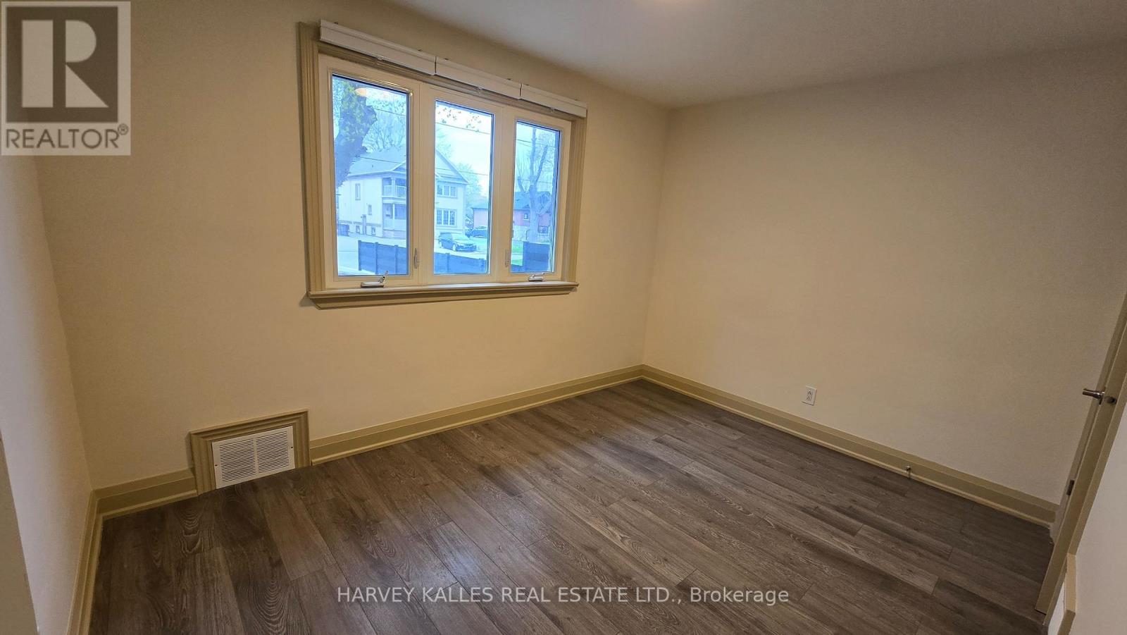 Main - 279 Cornelius Parkway, Toronto, Ontario  M3K 1T6 - Photo 42 - W13113698
