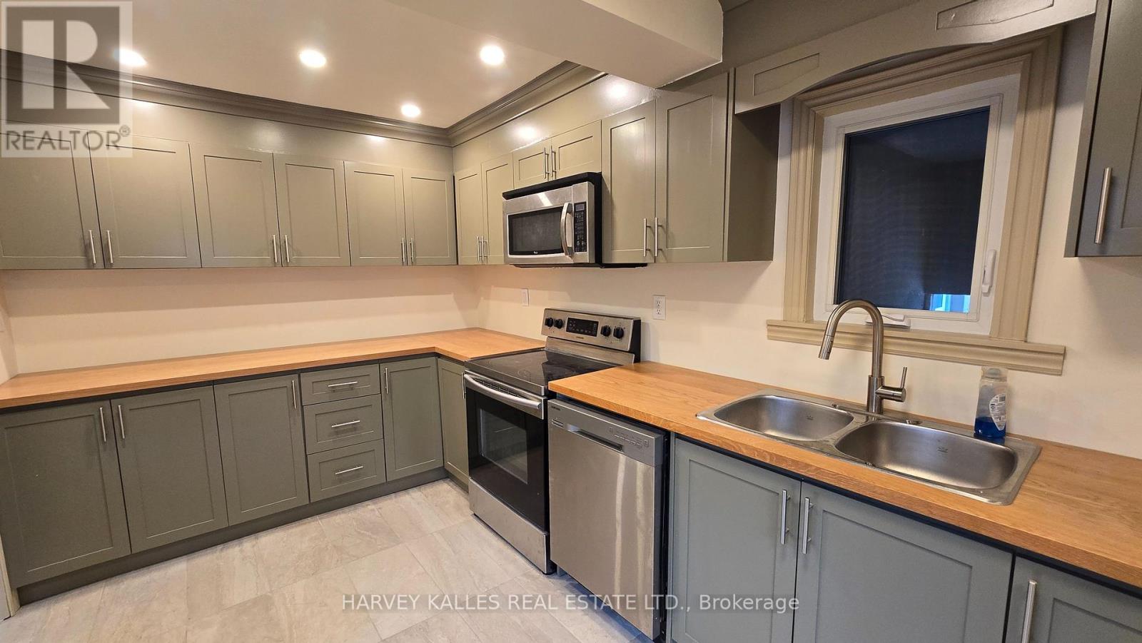 Main - 279 Cornelius Parkway, Toronto, Ontario  M3K 1T6 - Photo 31 - W13113698