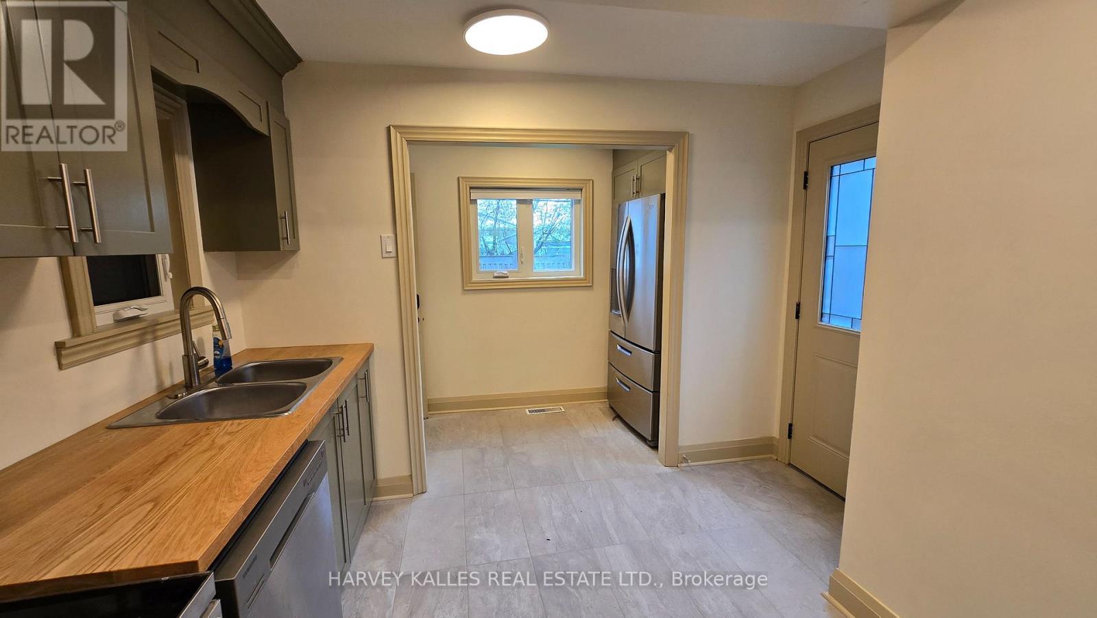 Main - 279 Cornelius Parkway, Toronto, Ontario  M3K 1T6 - Photo 25 - W13113698