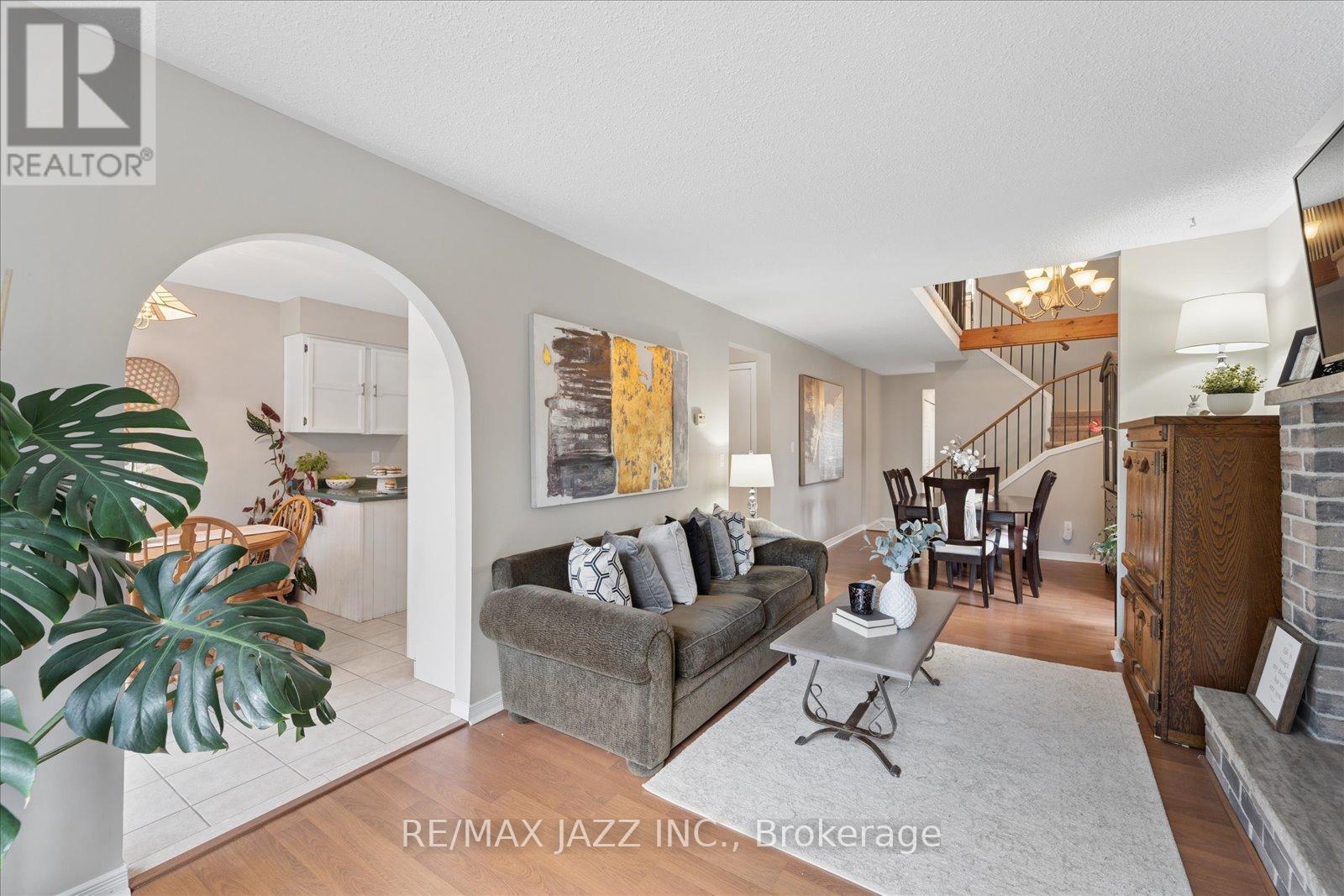 1360 Sunnybrae Crescent, Oshawa, Ontario  L1H 8E5 - Photo 11 - E13117880