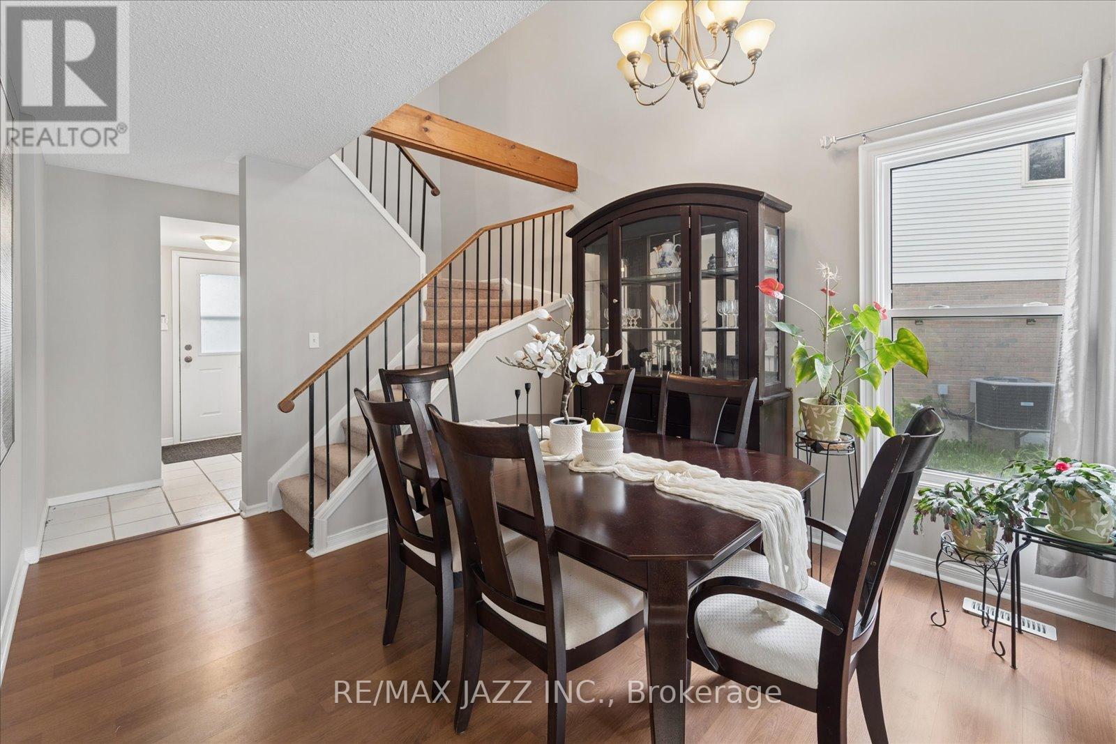 1360 Sunnybrae Crescent, Oshawa, Ontario  L1H 8E5 - Photo 3 - E13117880