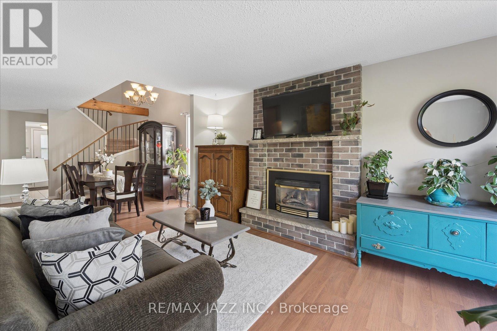 1360 Sunnybrae Crescent, Oshawa, Ontario  L1H 8E5 - Photo 8 - E13117880