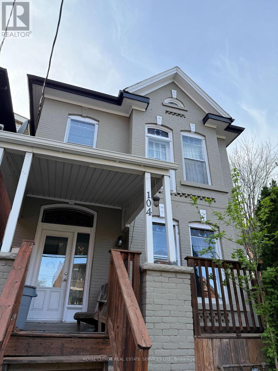 1 - 104 WENTWORTH STREET S, Hamilton, Ontario
