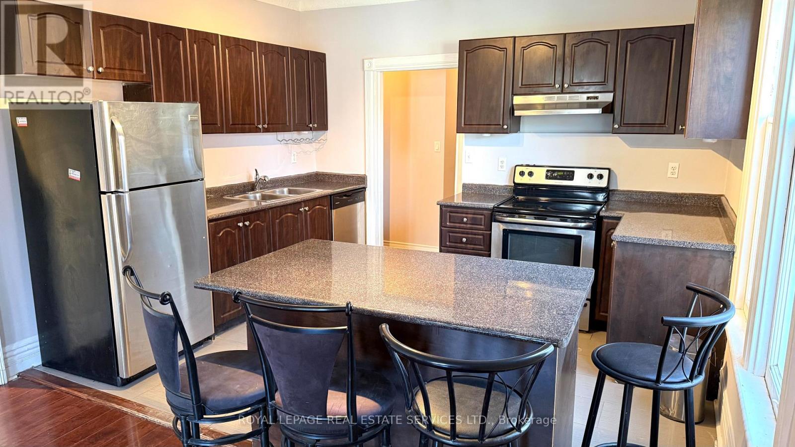 1 - 104 Wentworth Street S, Hamilton, Ontario  L8N 2Y9 - Photo 4 - X13115576
