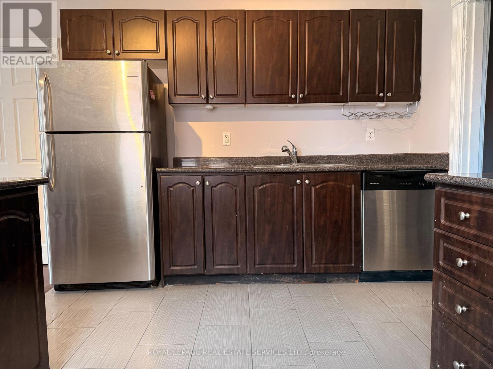 1 - 104 Wentworth Street S, Hamilton, Ontario  L8N 2Y9 - Photo 5 - X13115576
