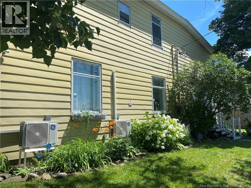144 Dufferin Street, Moncton, New Brunswick  E1C 1Z3 - Photo 4 - NB139316