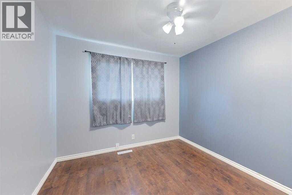 909 5 Avenue SE, Slave Lake, Alberta  T0G 2A3 - Photo 8 - A2284860