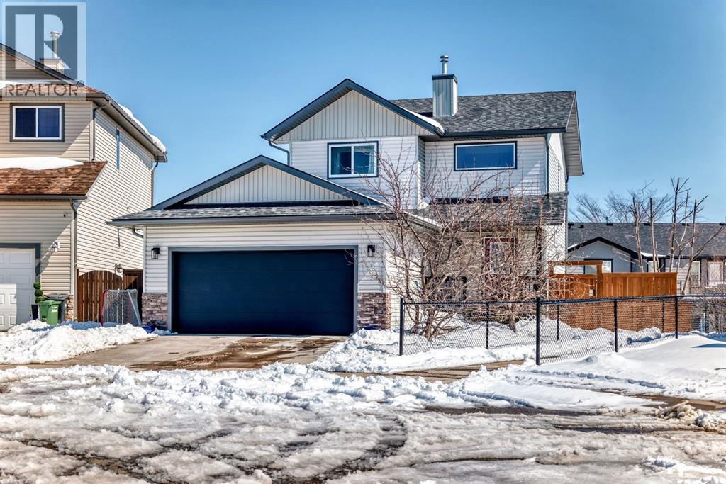220 Hillcrest Court, Strathmore, Alberta