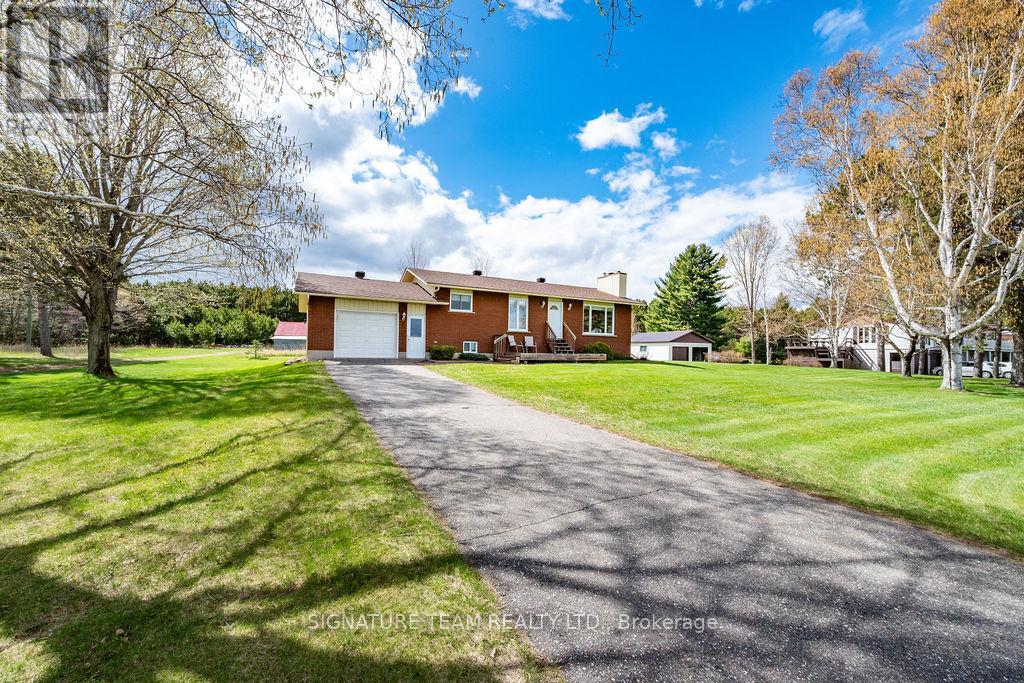 1039 LAKE CLEAR ROAD, Bonnechere Valley, Ontario