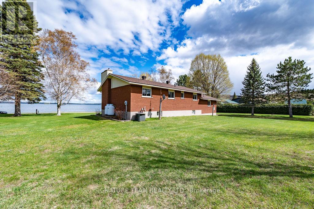 1039 Lake Clear Road, Bonnechere Valley, Ontario  K0J 1T0 - Photo 4 - X13117876