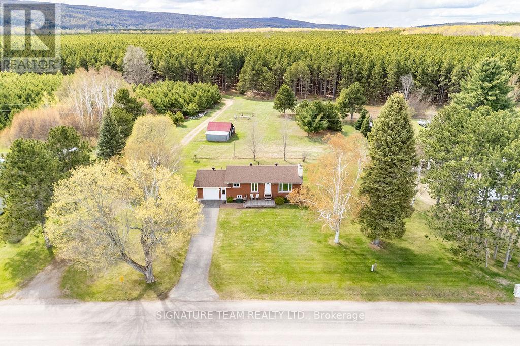 1039 Lake Clear Road, Bonnechere Valley, Ontario  K0J 1T0 - Photo 7 - X13117876