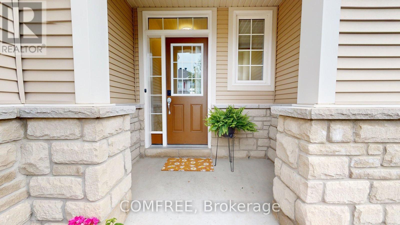 149 Lochnaw Private, Ottawa, Ontario  K2J 5X6 - Photo 2 - X13117688