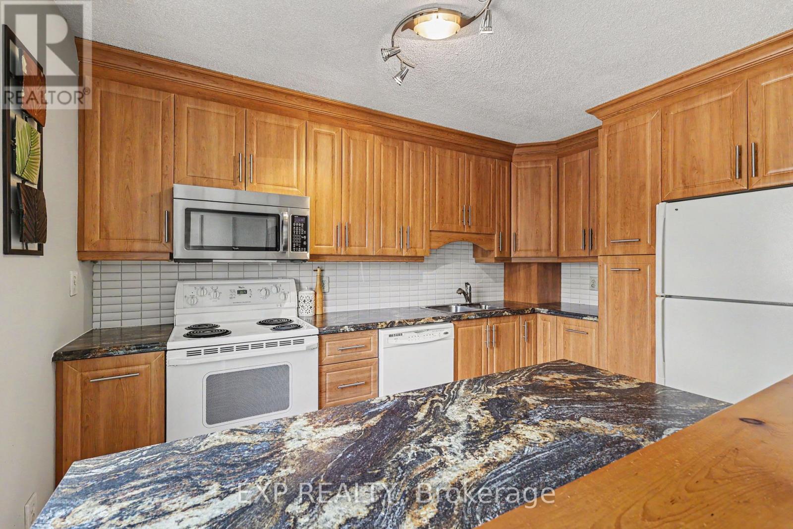 1410 Ballard Court, Ottawa, Ontario  K1B 4Z2 - Photo 4 - X13117706