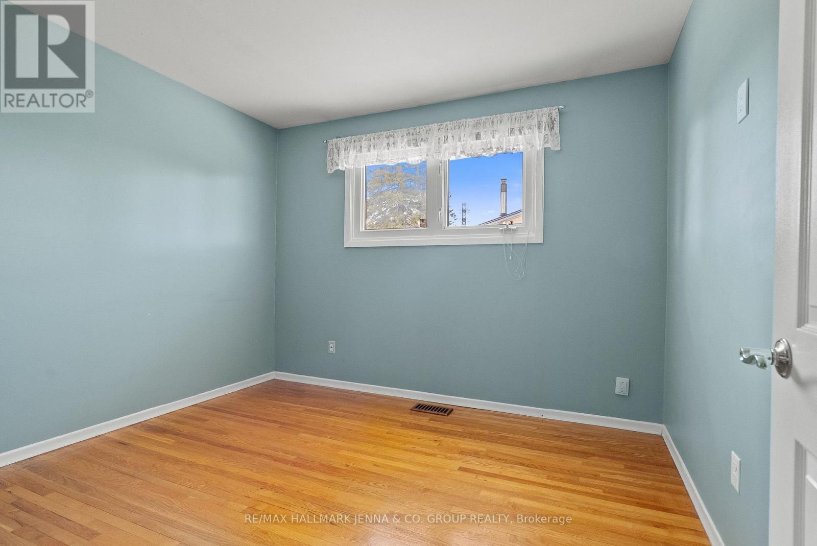 29 Kingsbury Avenue, Ottawa, Ontario  K2G 3E5 - Photo 18 - X13117852