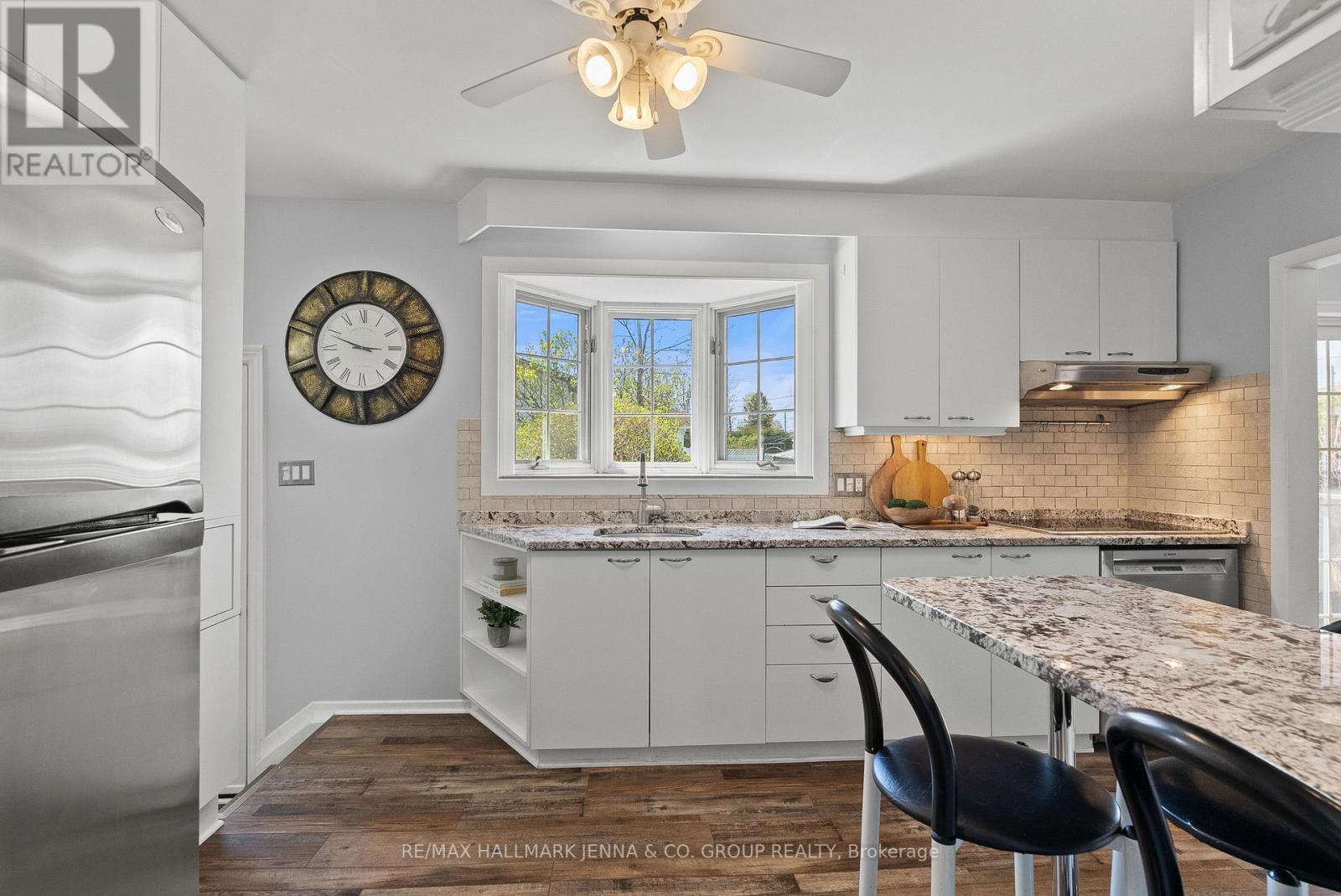 29 Kingsbury Avenue, Ottawa, Ontario  K2G 3E5 - Photo 7 - X13117852
