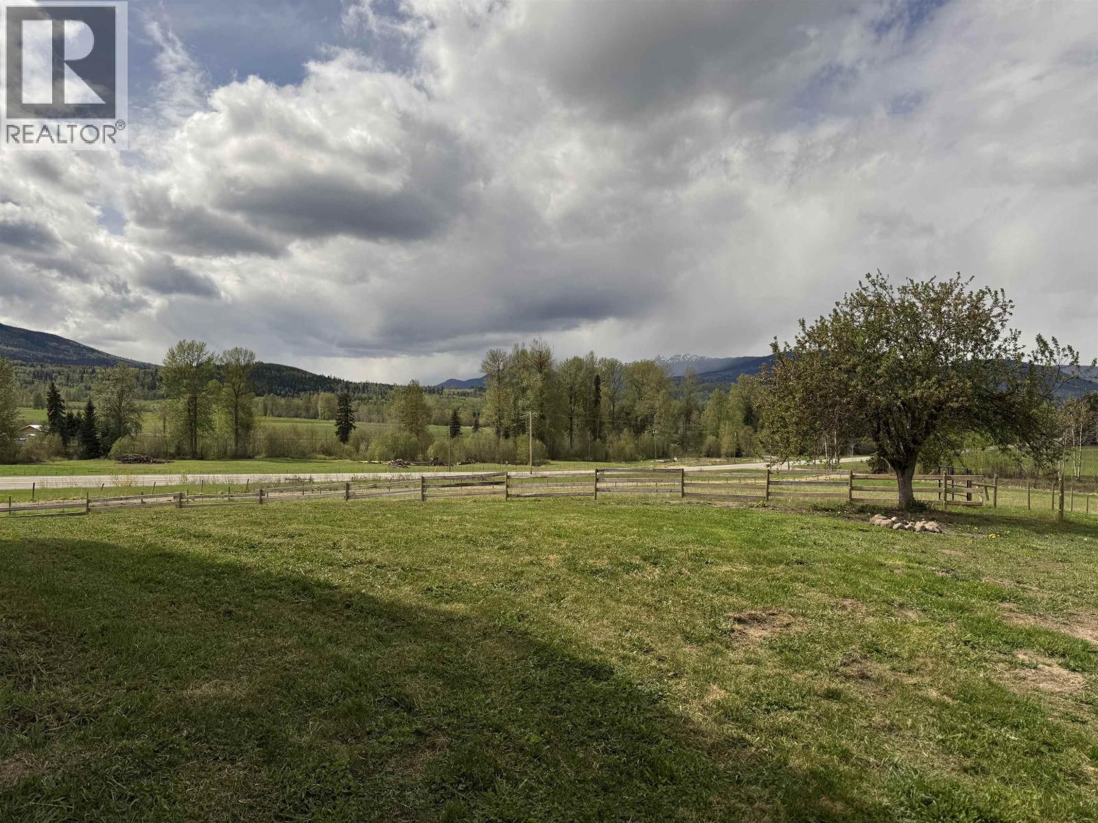 21872 W 16 Highway, Smithers, British Columbia  V0J 2N1 - Photo 40 - R3122612