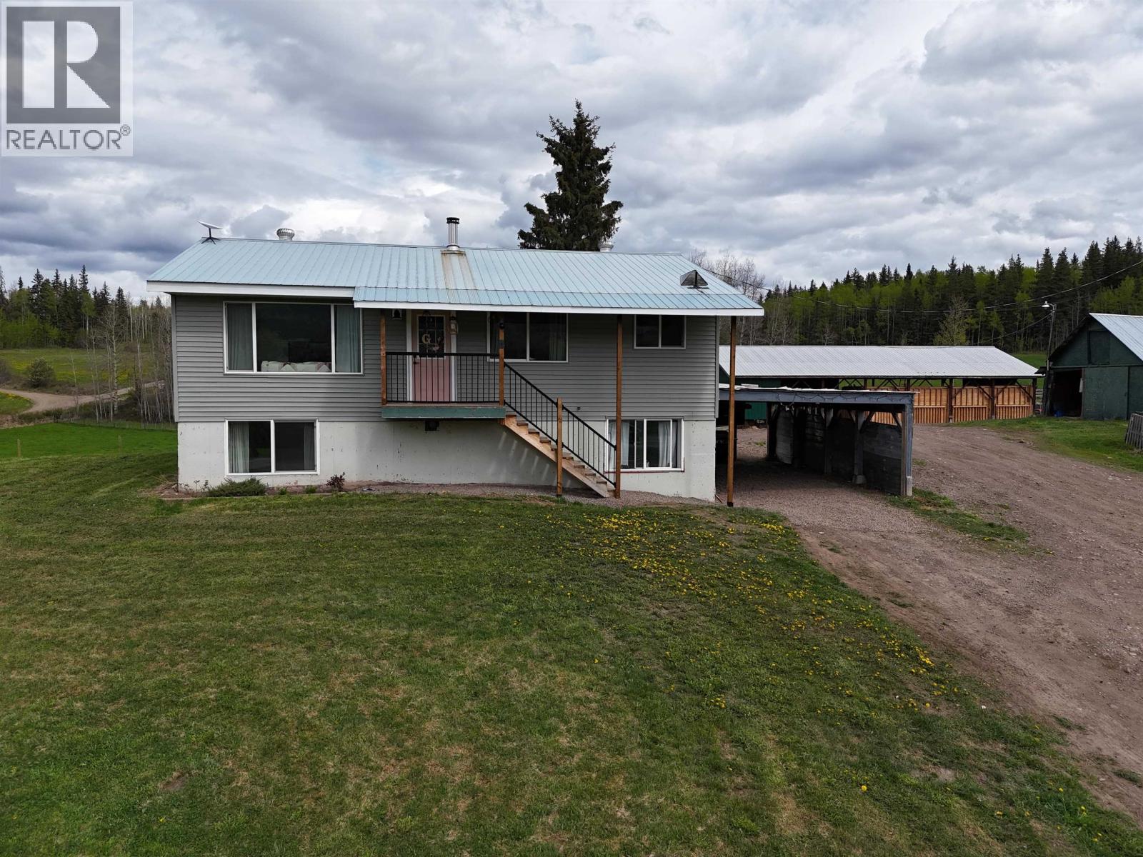21872 W 16 Highway, Smithers, British Columbia  V0J 2N1 - Photo 6 - R3122612