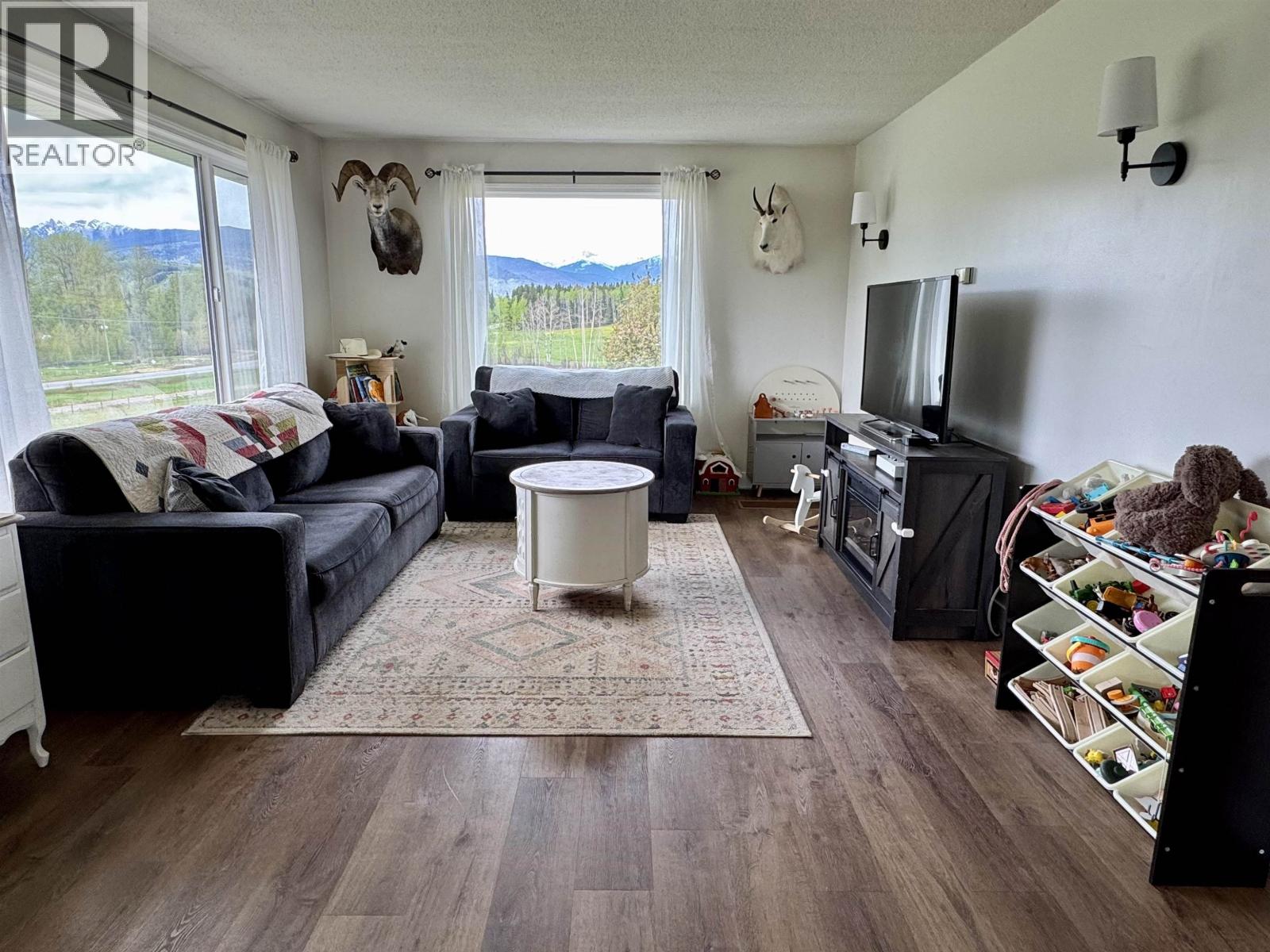 21872 W 16 Highway, Smithers, British Columbia  V0J 2N1 - Photo 7 - R3122612