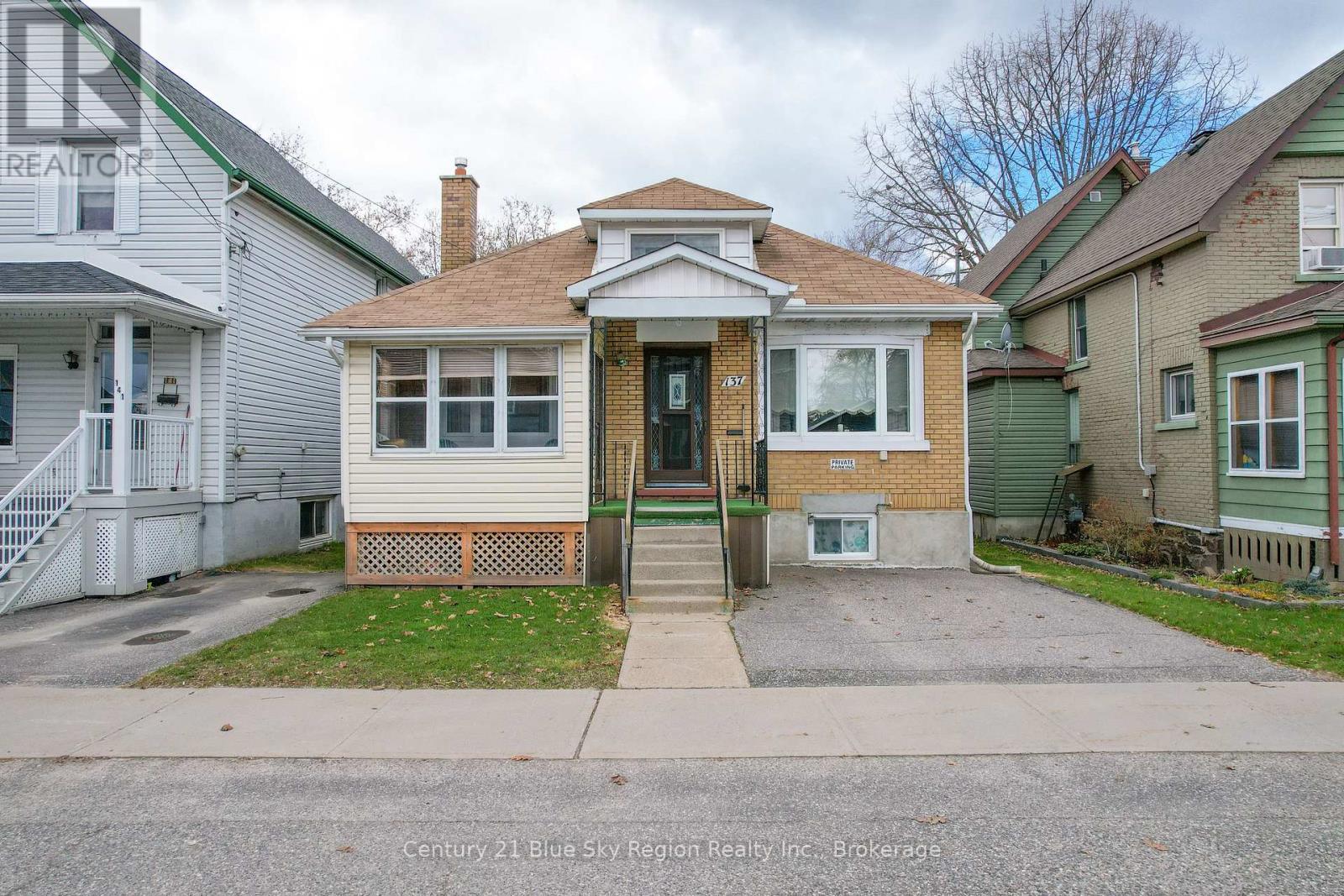137 Second Avenue E, North Bay, Ontario  P1B 1L3 - Photo 2 - X13117704