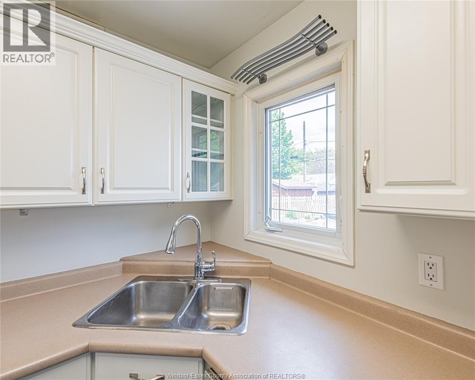 3170 Academy Drive, Windsor, Ontario  N9E 2H4 - Photo 14 - 26010861