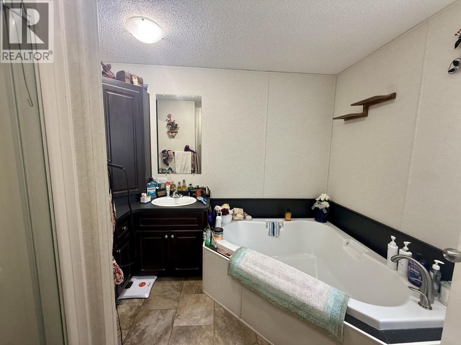 14356 Red Creek Road, Fort St. John, British Columbia  V1J 8L8 - Photo 10 - R3122237