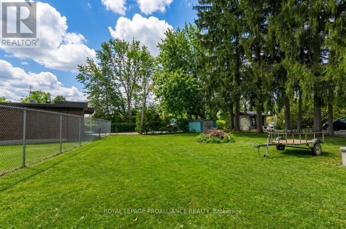 18 Quabbin Road, Front Of Yonge, Ontario  K0E 1R0 - Photo 22 - X13117686