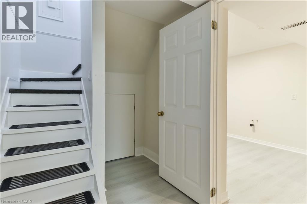 32 Christina Crescent, Scarborough, Ontario  M1R 4H6 - Photo 14 - 40829423