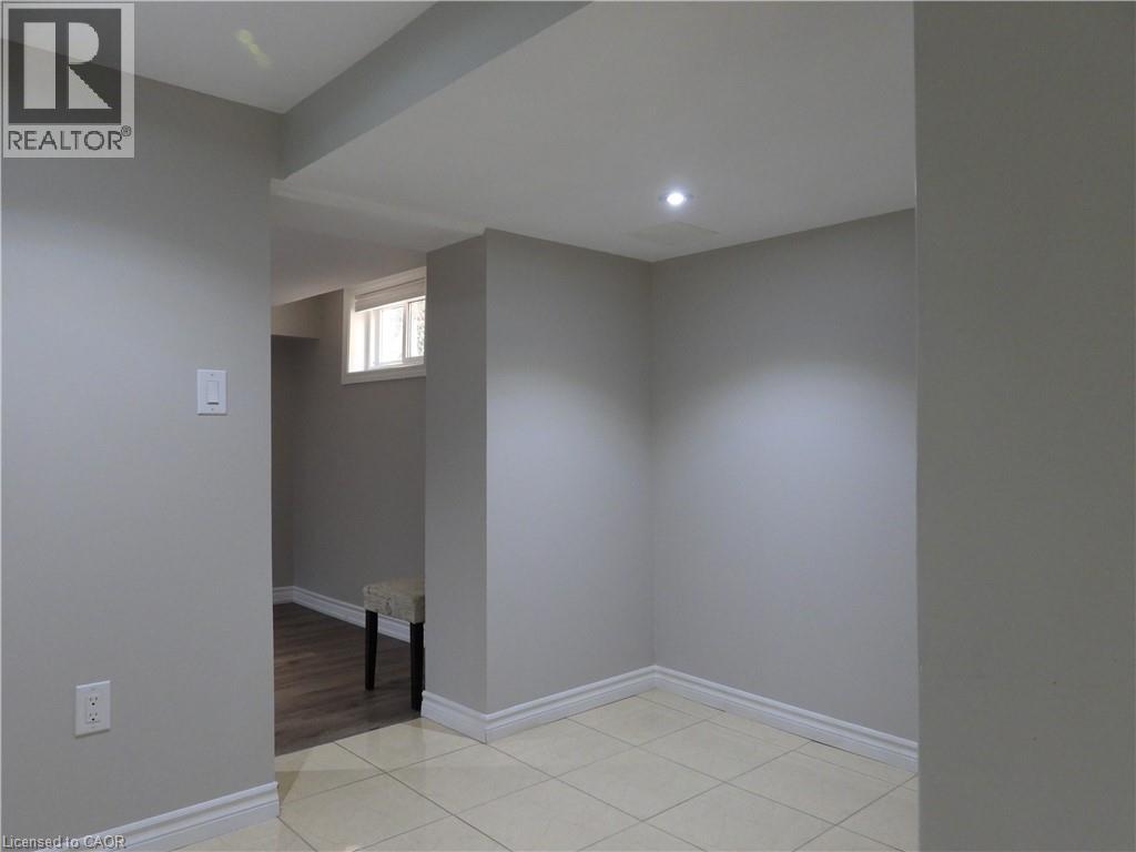 285 East 28th Street, Hamilton, Ontario  L8V 3J2 - Photo 16 - 40829382
