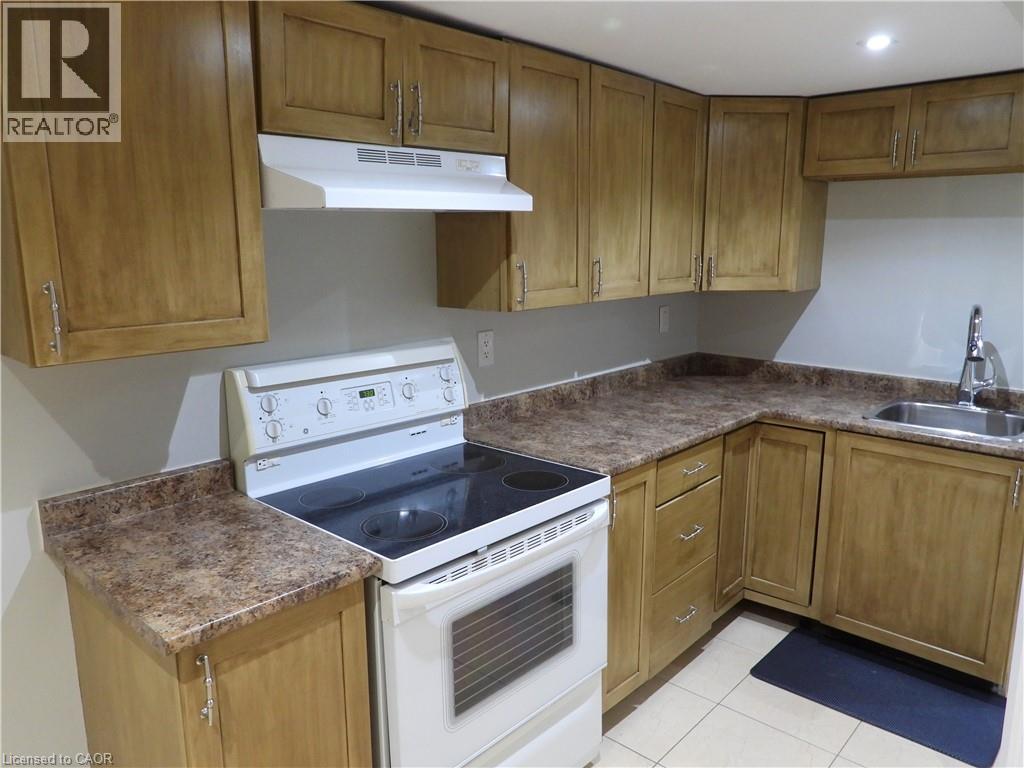 285 East 28th Street, Hamilton, Ontario  L8V 3J2 - Photo 8 - 40829382