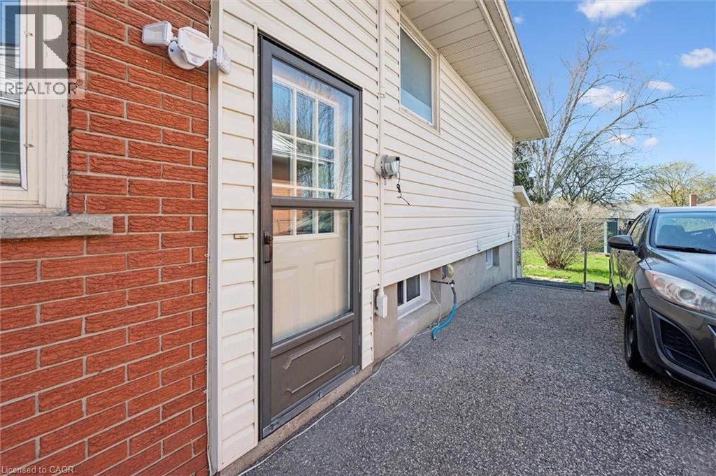95 Weichel Street, Kitchener, Ontario  N2M 2A7 - Photo 39 - 40824196