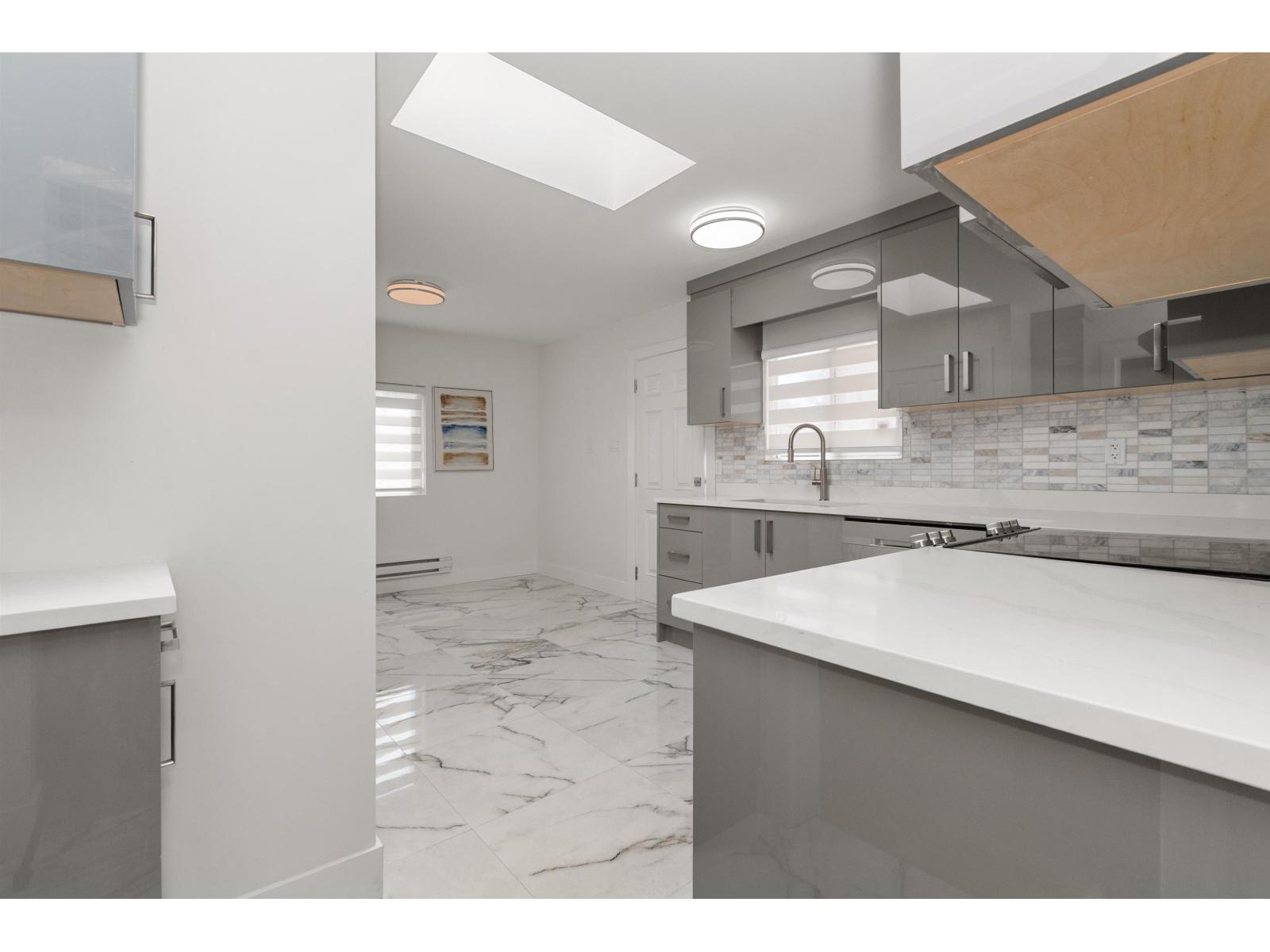 8881 Nowell Street, Chilliwack Proper South, Chilliwack, British Columbia  V2P 4X3 - Photo 6 - R3121515