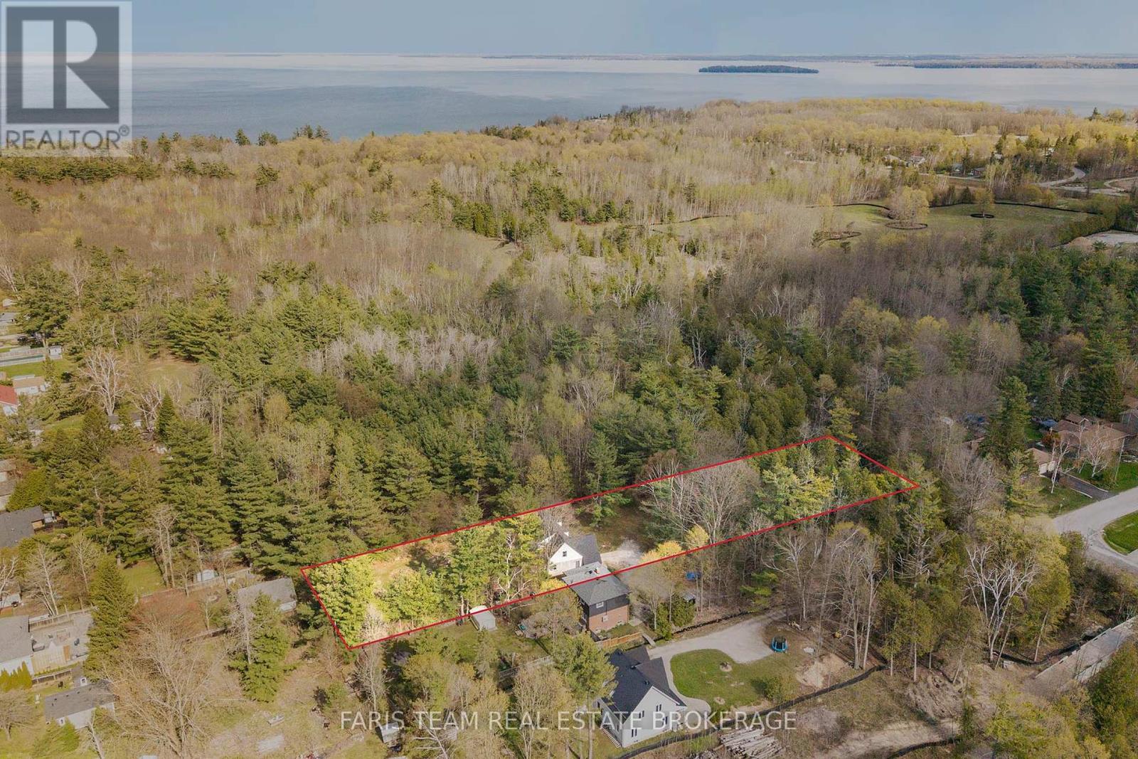 718 Henderson Drive, Innisfil, Ontario  L9S 2J8 - Photo 2 - N13111402