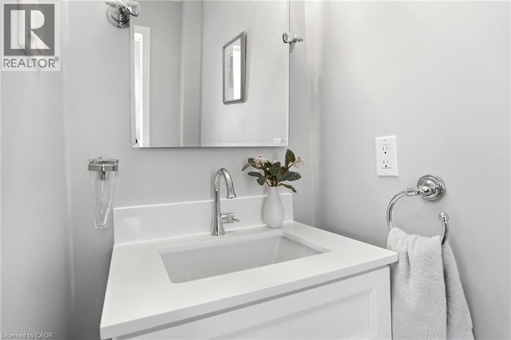 2456 Pebblestone Court, Oakville, Ontario  L6M 4C4 - Photo 18 - 40826174