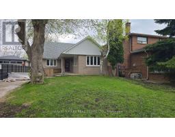 MAIN - 279 CORNELIUS PARKWAY, Toronto, Ontario