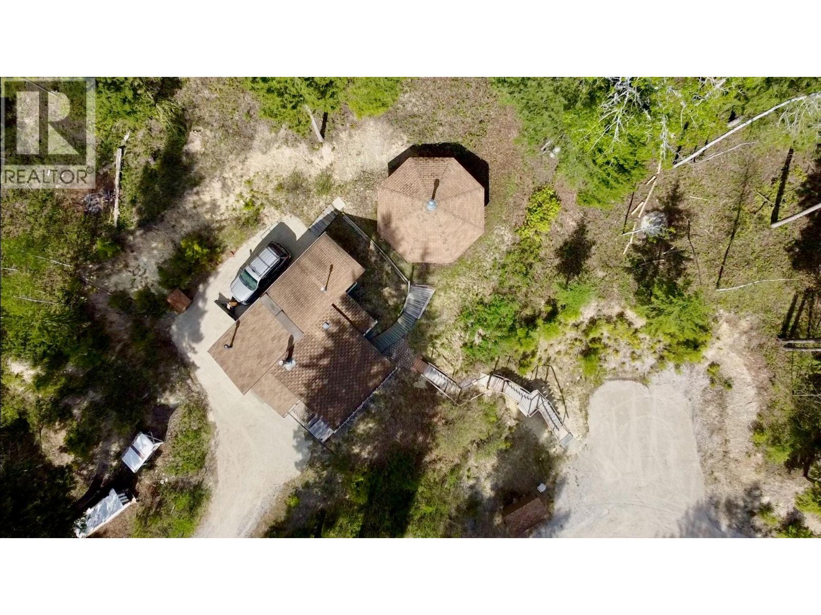 3033 Olive Road, Golden, British Columbia  V0A 1H0 - Photo 7 - 10386814