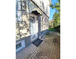 LOWER 256 HOMEWOOD AVENUE, Toronto, Ontario