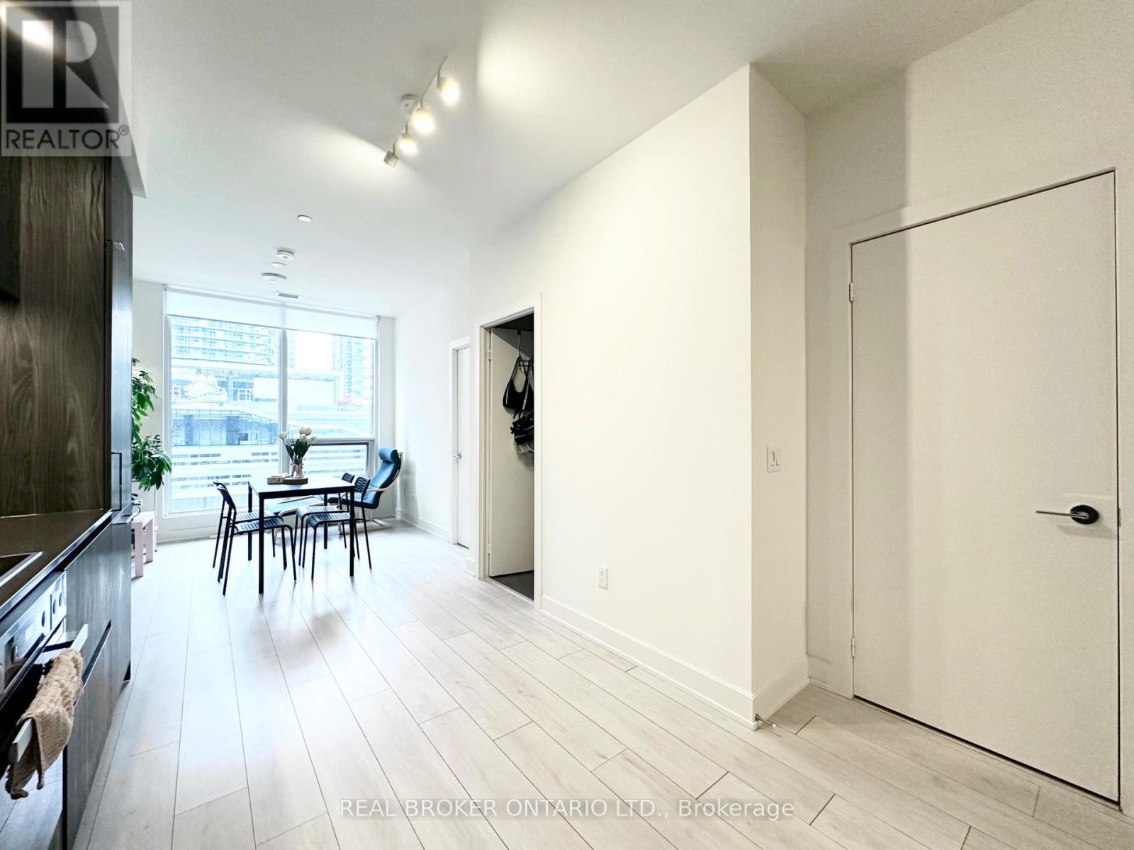 818 - 15 Mercer Street, Toronto, Ontario  M5V 1H2 - Photo 5 - C13117738