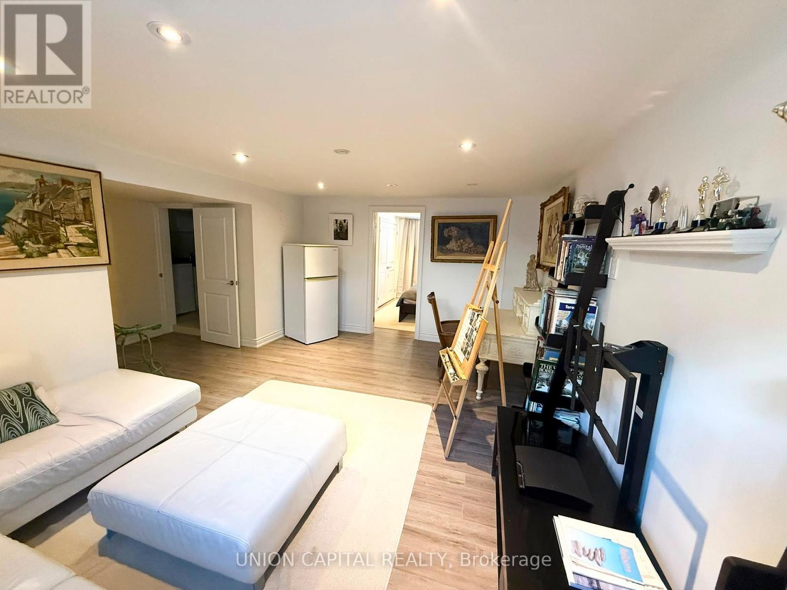 Lower - 39 Shamokin Drive, Toronto, Ontario  M3A 3H9 - Photo 5 - C13117840