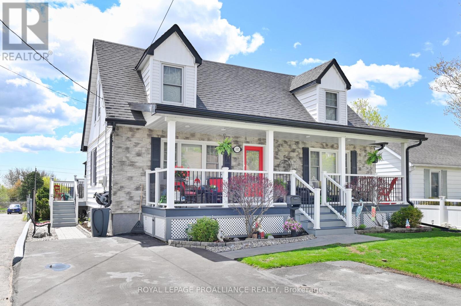 107 Bay Drive, Belleville, Ontario  K8N 1B4 - Photo 2 - X13079590