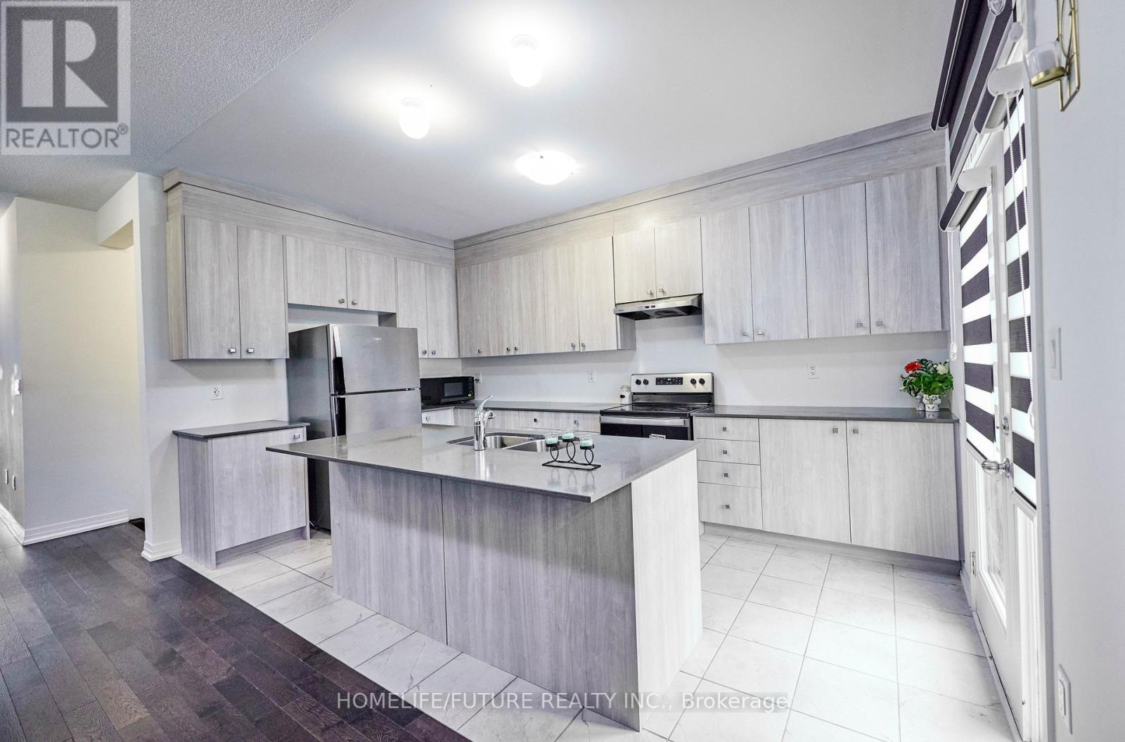 2982 Seagrass Street, Pickering, Ontario  L0H 1J0 - Photo 7 - E13117720