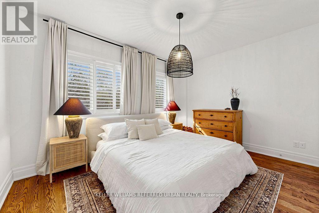 150 Rhodes Avenue, Toronto, Ontario  M4L 3A1 - Photo 14 - E13117746