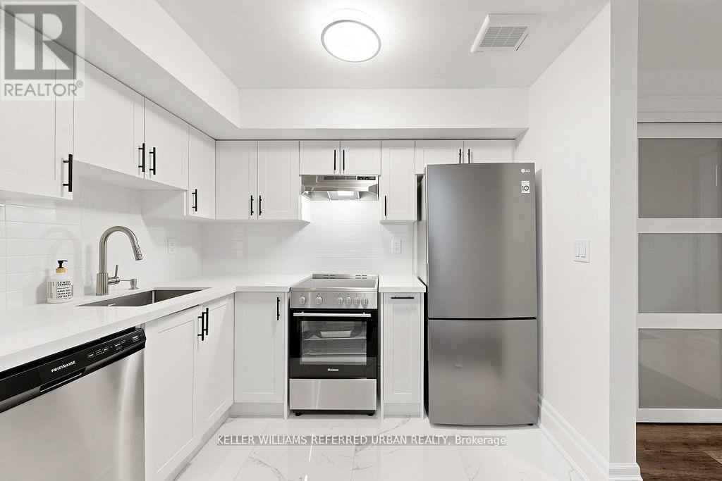 150 Rhodes Avenue, Toronto, Ontario  M4L 3A1 - Photo 26 - E13117746