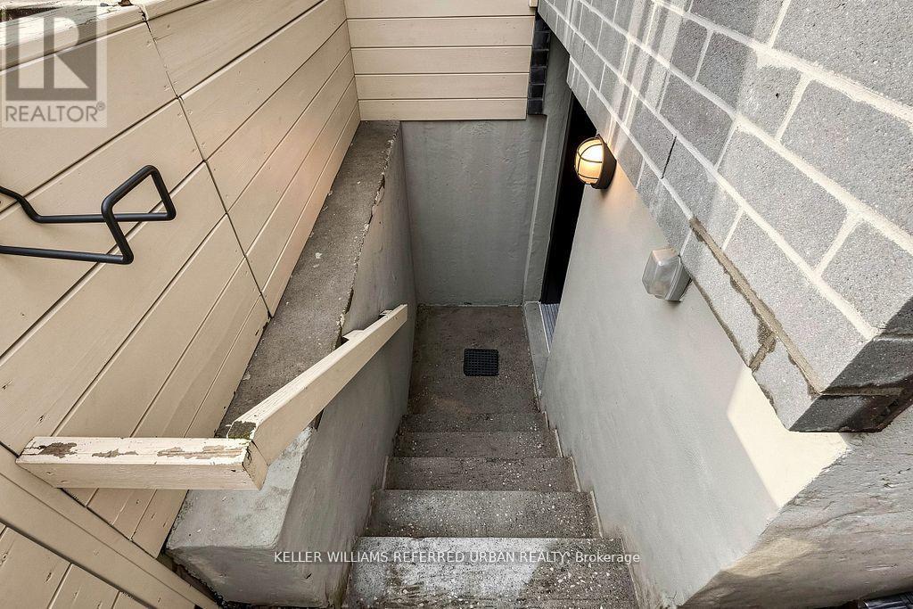 150 Rhodes Avenue, Toronto, Ontario  M4L 3A1 - Photo 29 - E13117746