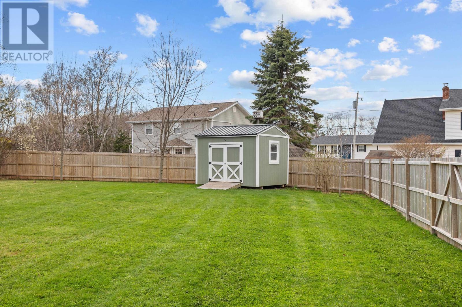 233 Mountain Avenue, Summerside, Prince Edward Island  C1N 6V6 - Photo 2 - 202610607