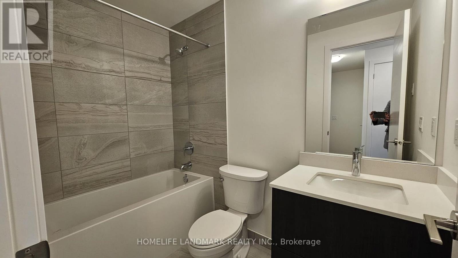 1218 - 8 David Eyer Road, Richmond Hill, Ontario  L4S 0N3 - Photo 7 - N13117724