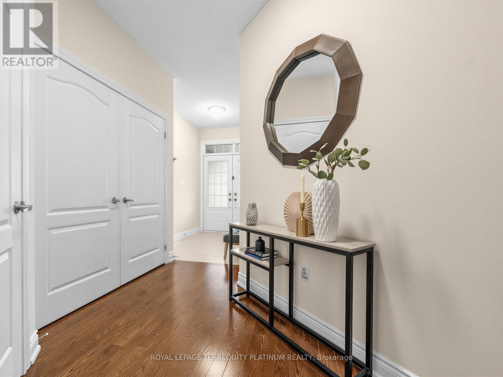 12 Mack Clement Lane, Richmond Hill, Ontario  L4S 1K7 - Photo 7 - N13117762