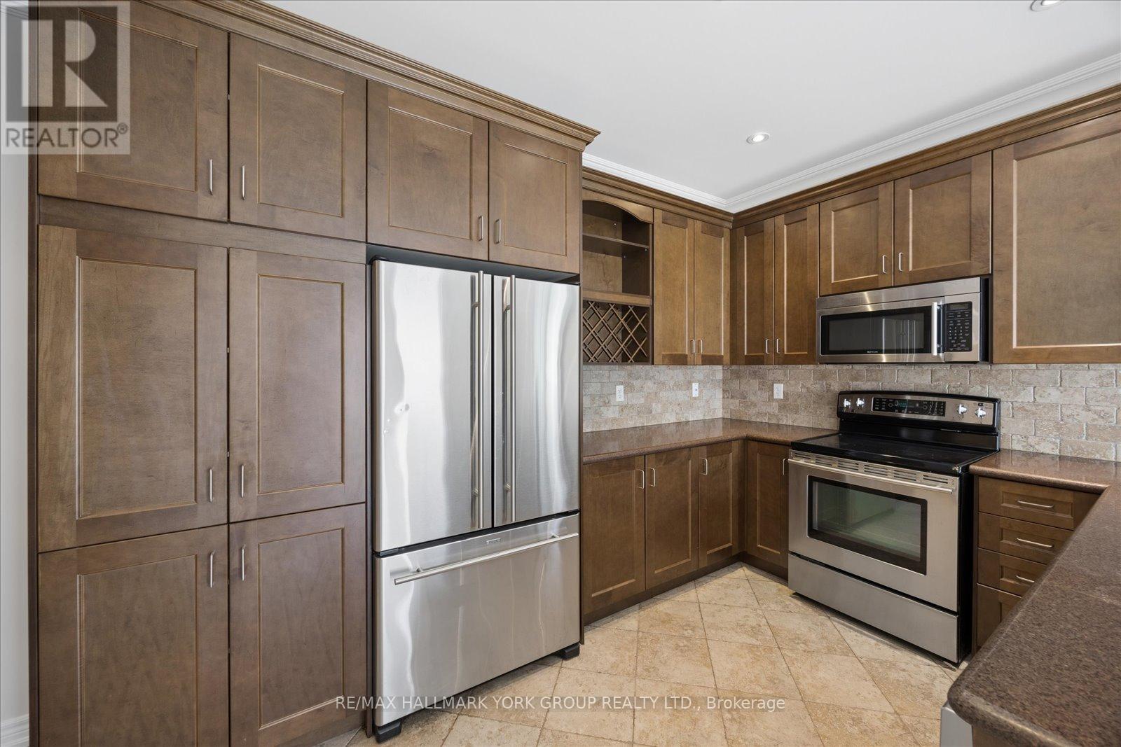 27 Butterwood Lane, Whitchurch-Stouffville, Ontario  L4A 0M7 - Photo 15 - N13117816