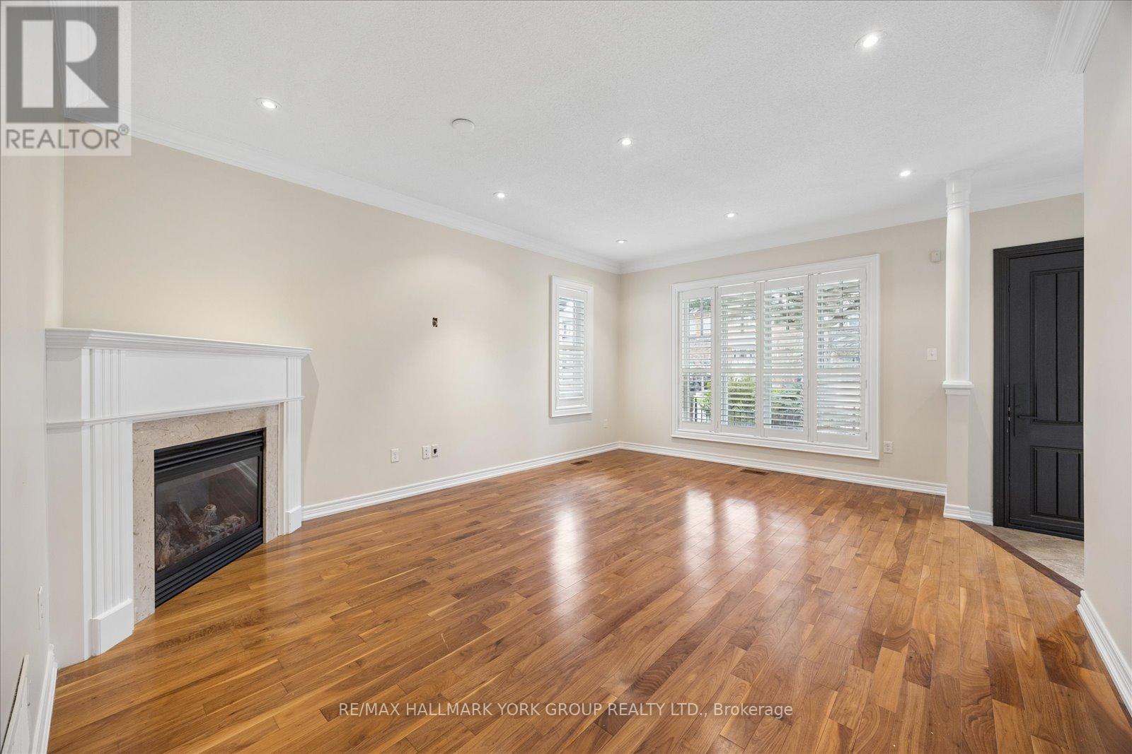 27 Butterwood Lane, Whitchurch-Stouffville, Ontario  L4A 0M7 - Photo 8 - N13117816