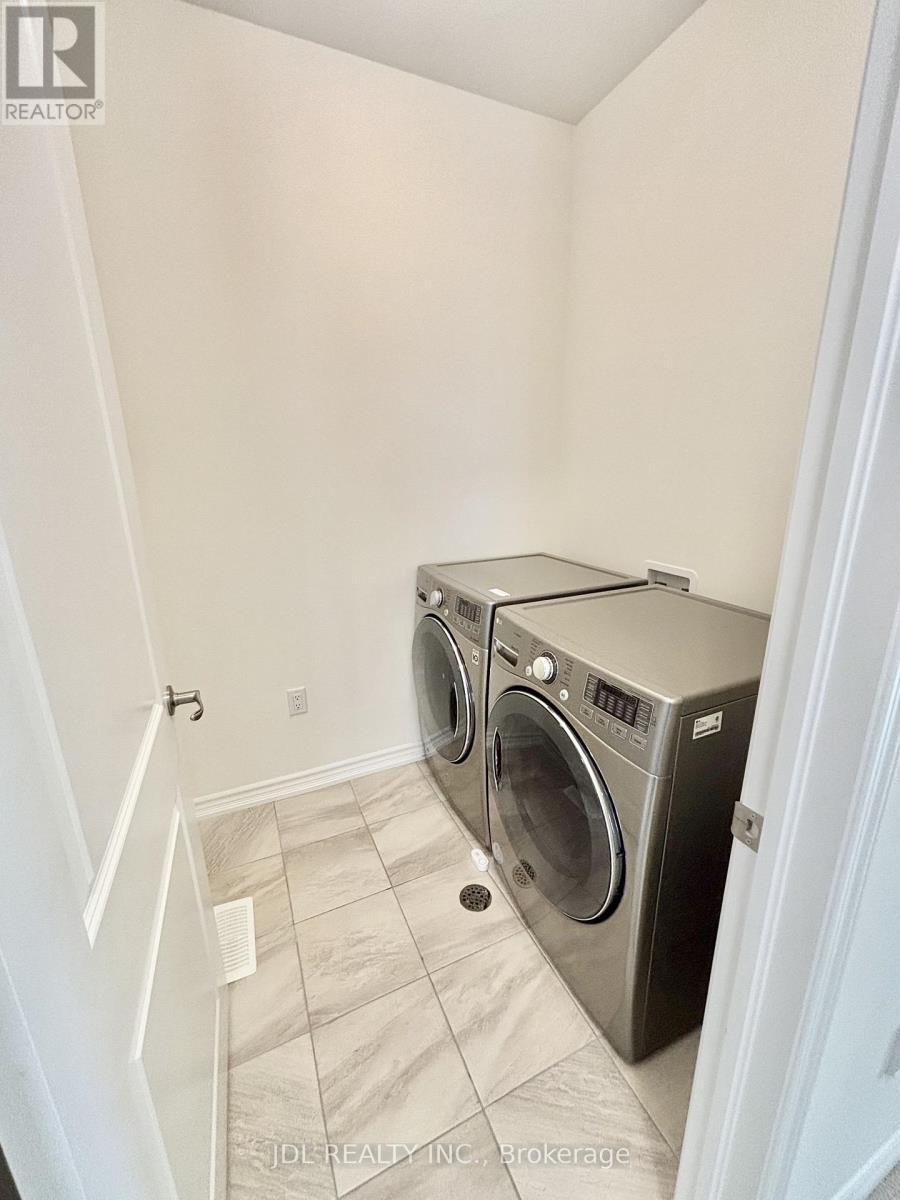 120 Lacrosse Trail, Vaughan, Ontario  L4H 4V8 - Photo 21 - N13117962